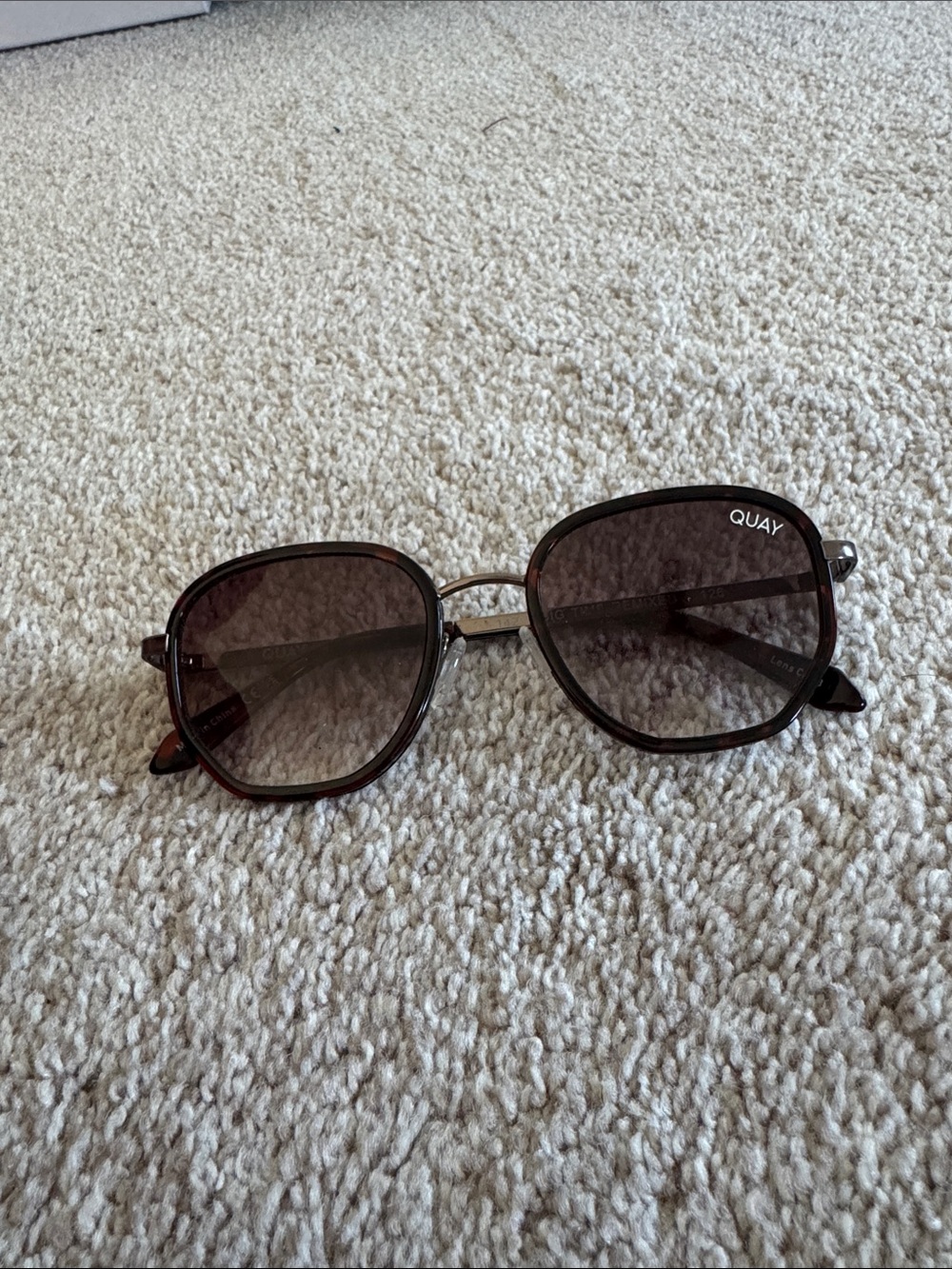 Quay Australia Tortoise Gradient Hexagon Sunglasses
